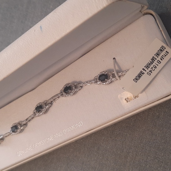 Womens sapphire and diamknd bracelet - Picture 3 of 5